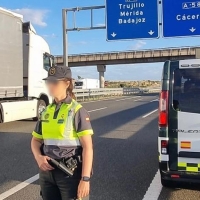Un kamikaze conduce 30 km por la A-5 y provoca un accidente en Extremadura