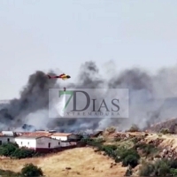 Cortan la N-630 por un segundo incendio en Extremadura