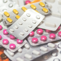 Los médicos de atención primaria critican que el sistema informático del SES les obliga a recetar genéricos