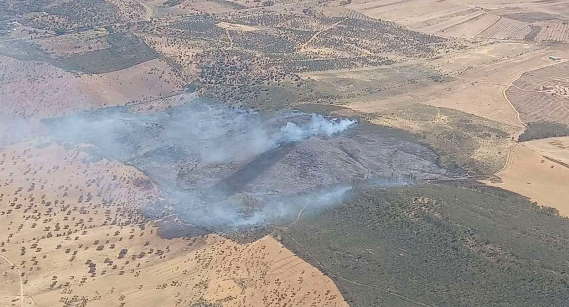 Riesgo de incendio extremo: el fuego arrasa otras 125 hectáreas en Extremadura