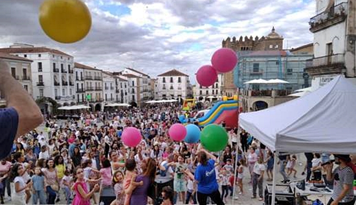 Gran Fiesta de Cumpleaños en la Ciudad Monumental y Plaza Mayor de Cáceres