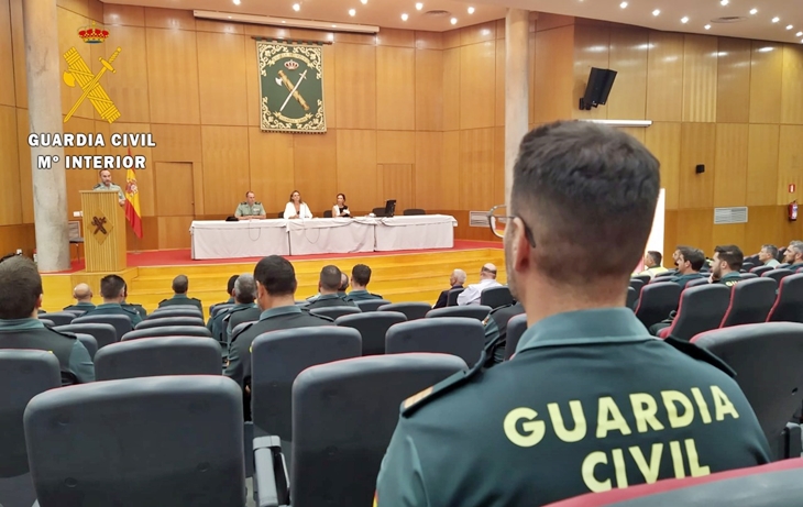 La Guardia Civil forma en espectáculos taurinos a 43 agentes en Extremadura