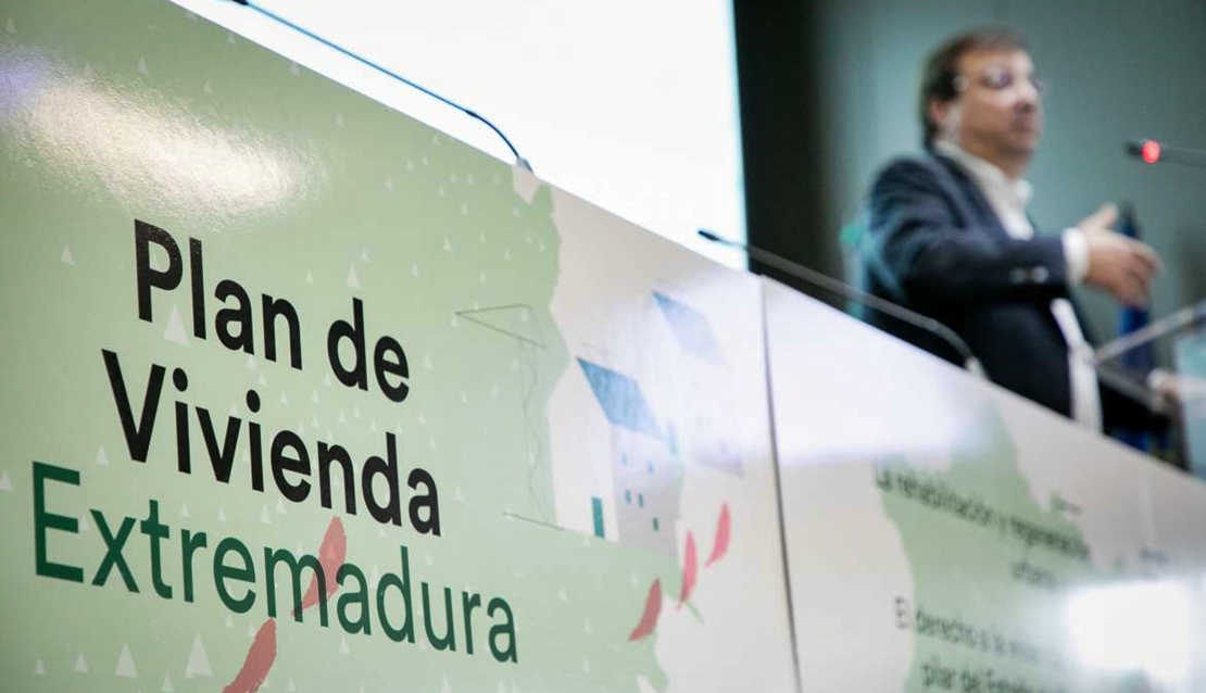 Vara: “El plan de vivienda de Extremadura 2022-2027 beneficiará a unas 20.000 familias”