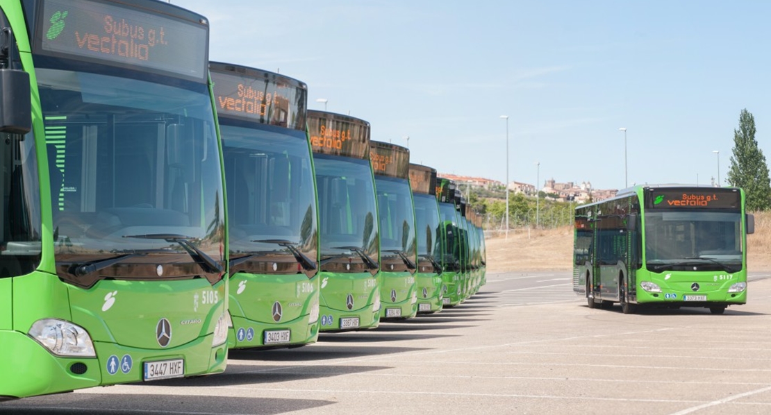 El servicio gratuito de autobús para los menores de 16 años en Cáceres