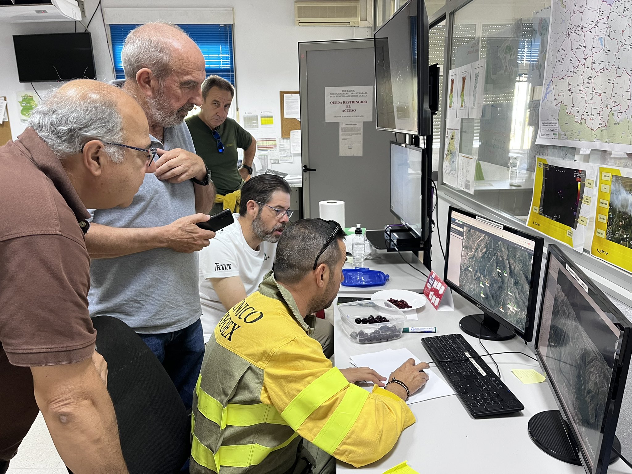 El INFOEX ya prepara el operativo para extinguir cuando antes el incendio del Jerte