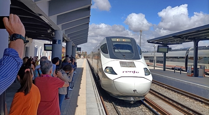Últimos retoques para la llegada de la Línea de Alta Velocidad a Extremadura