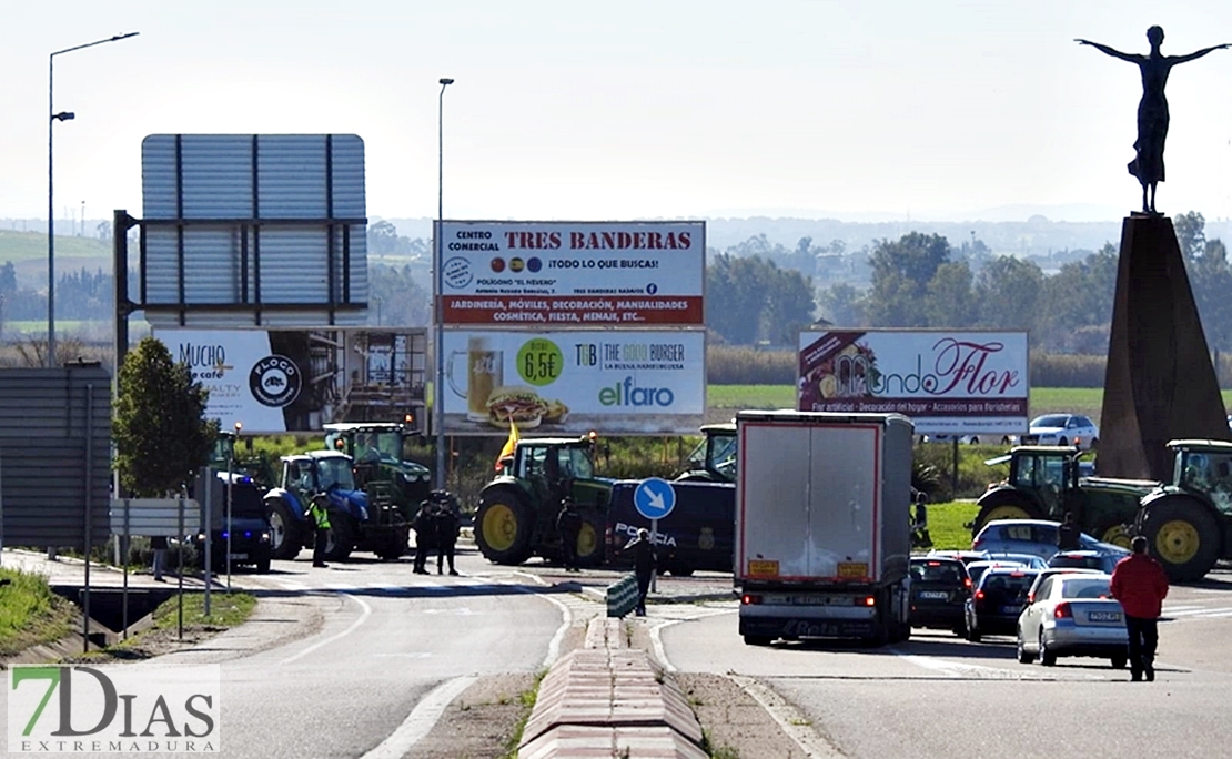 Los tractores de los agricultores extremeños no podrán entrar en Badajoz