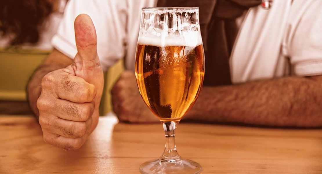Los expertos recomiendan no beber alcohol durante tres días seguidos para cuidar la salud hepática