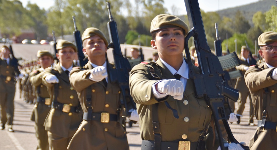 752 nuevos soldados juran bandera en el CEFOT 1