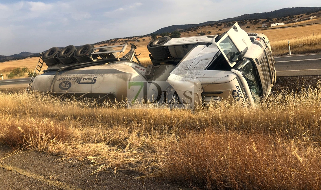 Un camionero se accidenta en la Nacional 432 (BA)