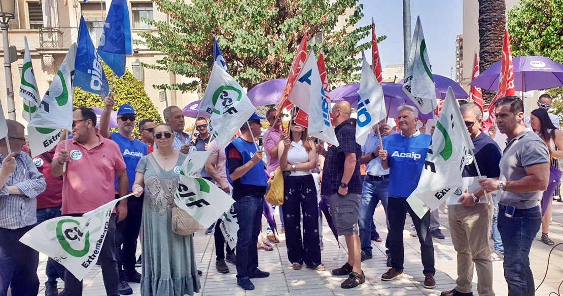 Los funcionarios de prisiones denuncian las graves agresiones sufridas frente a Delegación