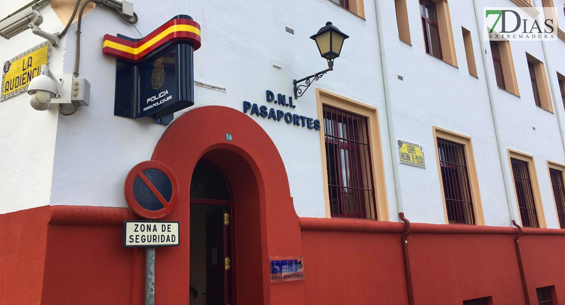 Colapso en la renovación del DNI: casi un mes para obtener cita en Cáceres y Badajoz