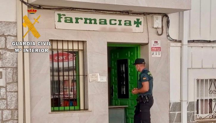 Intentan comprar un medicamento con una receta falsa en una farmacia extremeña