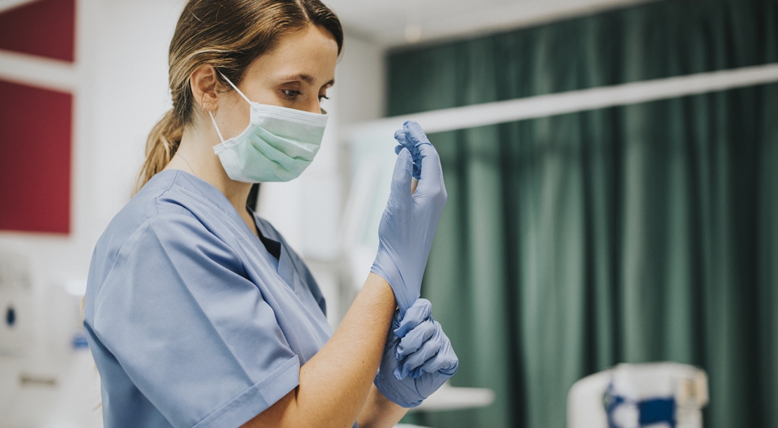 Instan a tomar medidas para solucionar la crisis de la Sanidad española