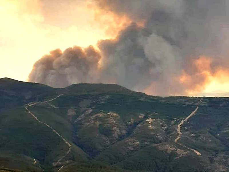 Espeluznantes imágenes del incendio de Las Hurdes