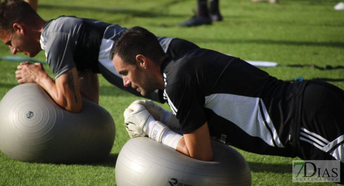 Imágenes del inicio de la pretemporada del CD. Badajoz