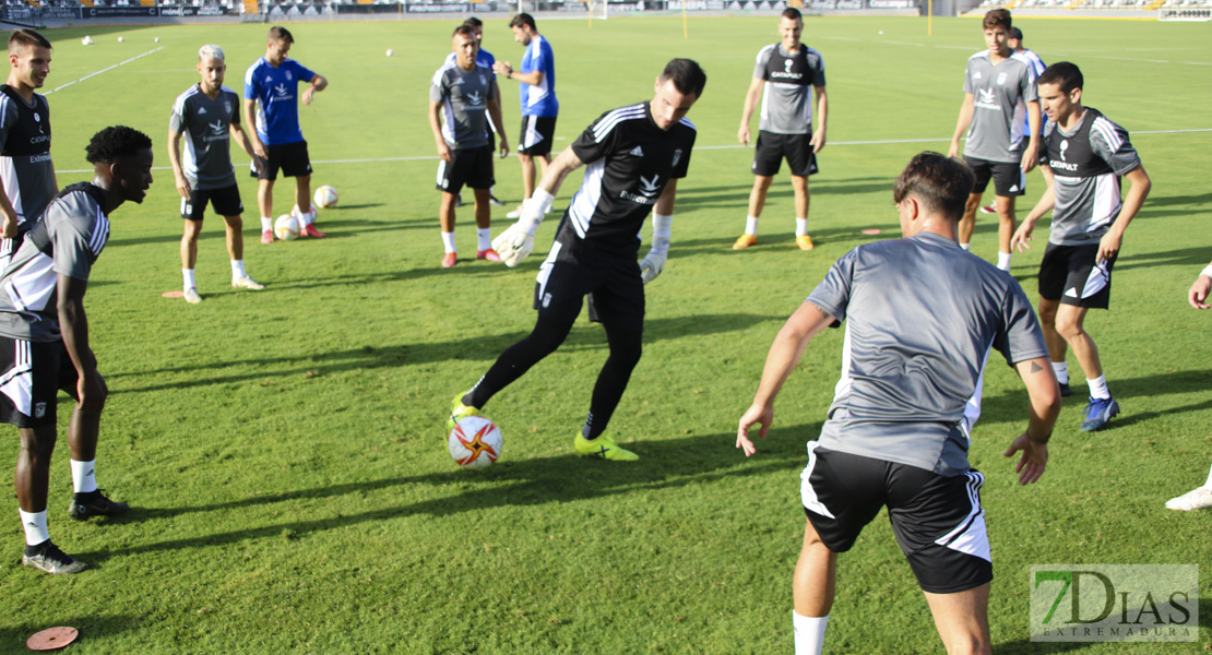 Imágenes del inicio de la pretemporada del CD. Badajoz