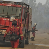 Evolución incierta tras las reproducciones del incendio en Las Hurdes durante la madrugada