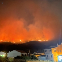 El incendio en el Jerte se convierte en el más preocupante en apenas unas horas