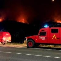 El incendio del Jerte ha sido intencionado y su evolución es incierta