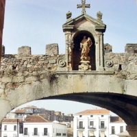El Arco de la Estrella de Cáceres permanecerá cortado varios días
