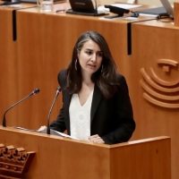 De Miguel pide a Vara que “deje de conformarse con migajas”