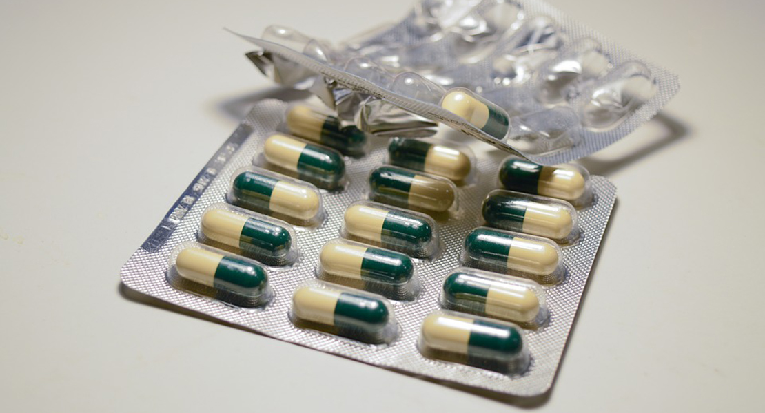 Asocian la toma de antibióticos con el cáncer de colon en jóvenes