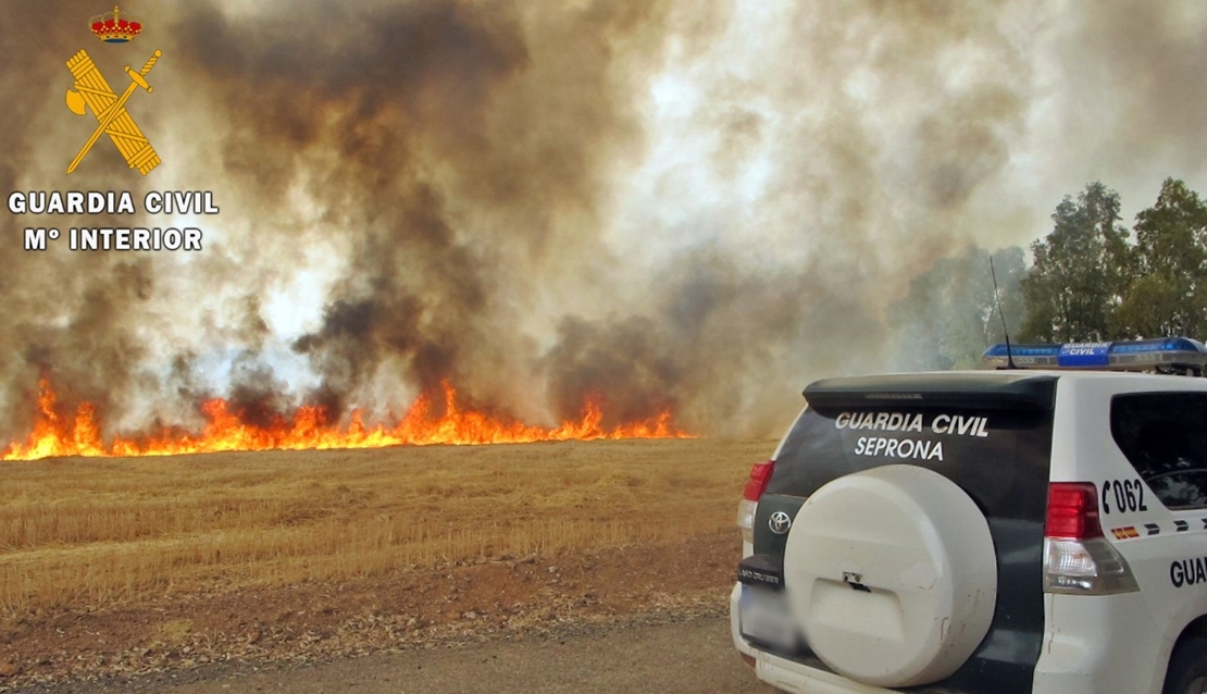 La Guardia Civil investiga a los supuestos autores de tres incendios en Extremadura