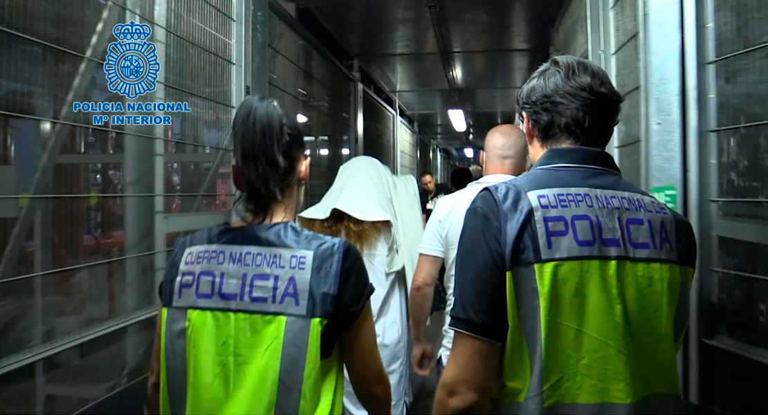 Vídeo de la llegada a España de los presuntos autores del gran robo en Atrio (Cáceres)