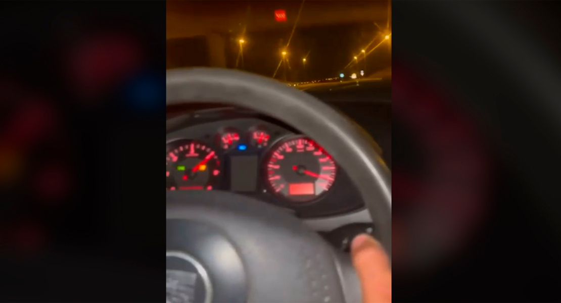 Un menor conduce un coche a más de 200 km/h y se graban orgullosos
