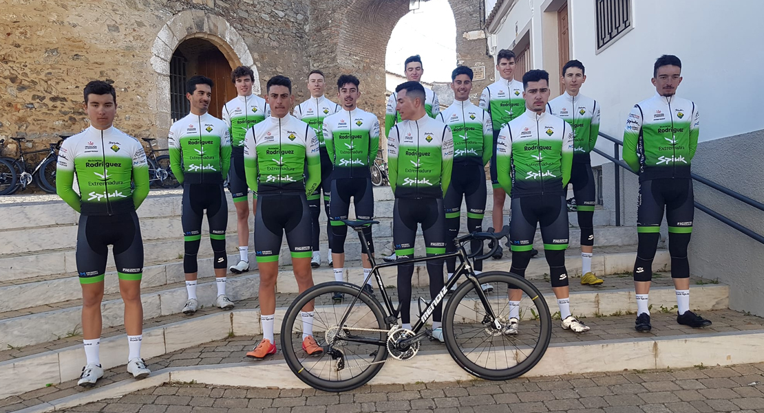 El Bicicletas Rodríguez Extremadura muy cerca del podio en Élite/sub-23