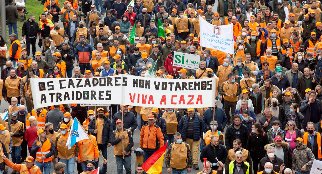 Los cazadores instan a los políticos a parar la Ley Animalista