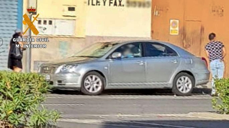 Localizados en Moraleja tras intentar robar a ciudadanos pinchándoles la rueda del coche