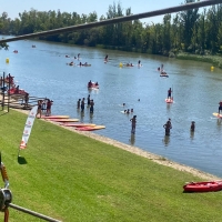 Continúa celebrándose el Programa de Turismo Acuático Verano 2022 en las playas de Badajoz