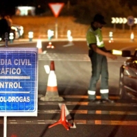 Burla a la Guardia Civil en varias ocasiones durante la madrugada