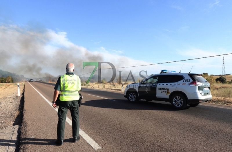Nivel 1 de Peligrosidad en un incendio a las afueras de Badajoz