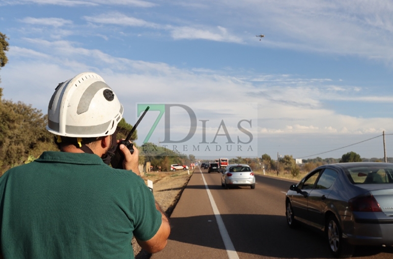 Nivel 1 de Peligrosidad en un incendio a las afueras de Badajoz