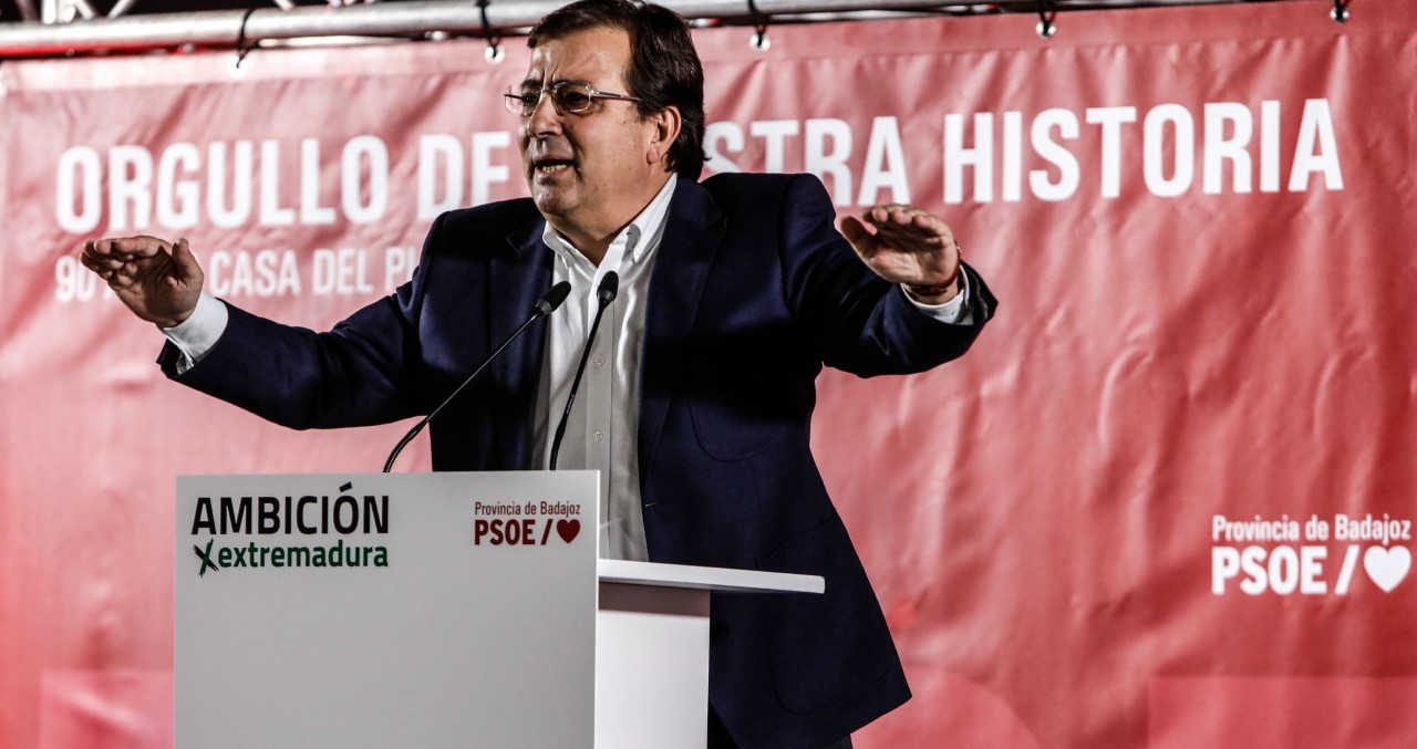 Vara: &quot;Nuestro futuro va a cambiar como nunca dentro de muy poco tiempo&quot;