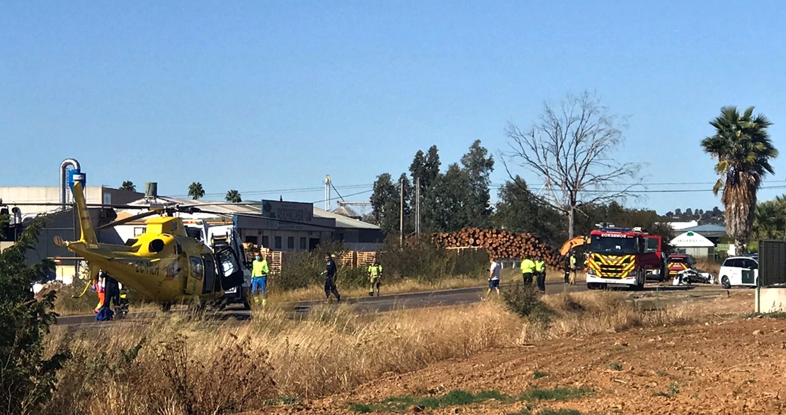 Accidente mortal en la carretera EX-327 (BA)