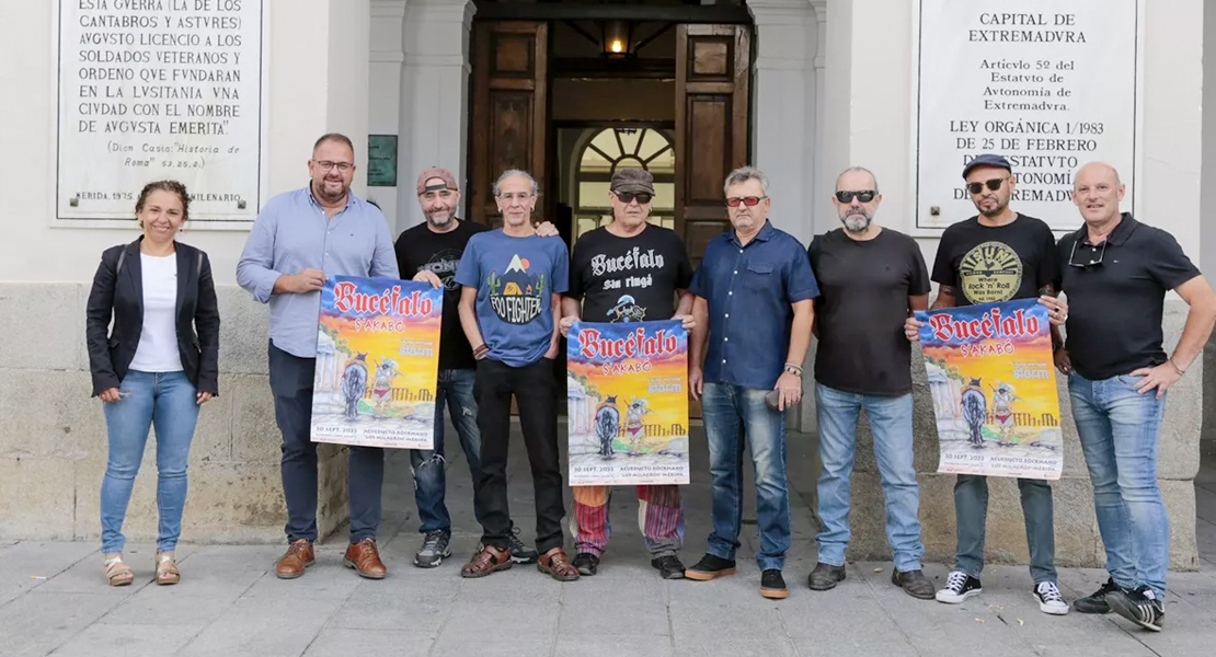 Bucéfalo dice adiós a 40 años de música con un concierto en el Acueducto de los Milagros