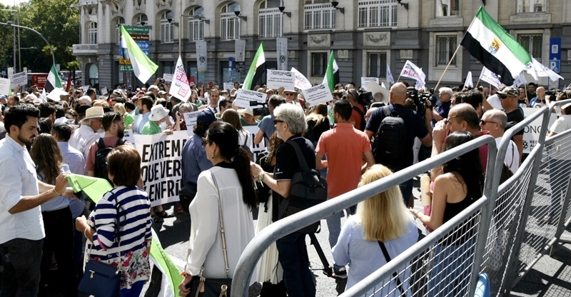 Imágenes que deja la manifestación en Madrid por un tren digno para Extremadura