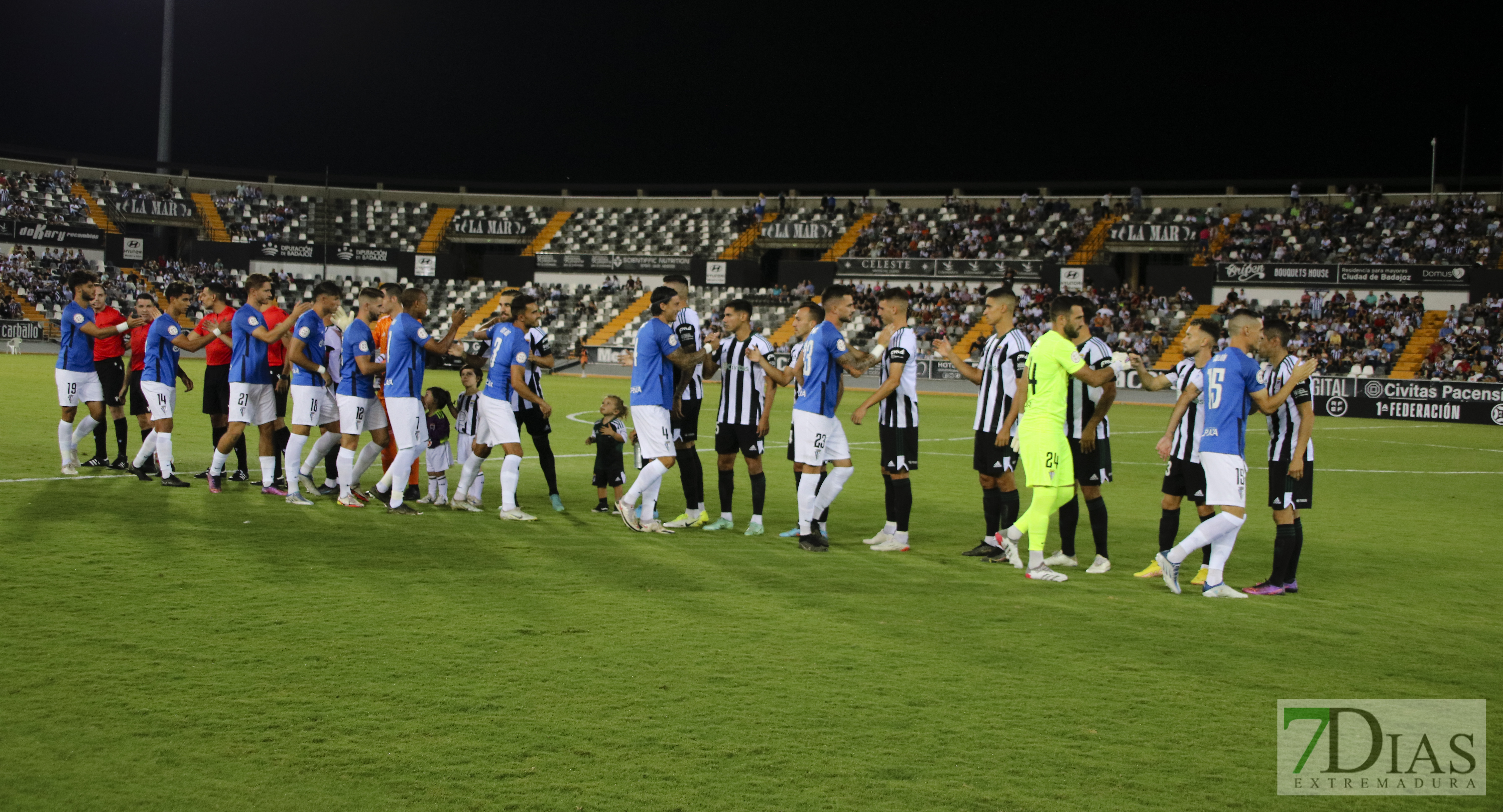 Imágenes del CD. Badajoz 1 - 1 San Fernando CD.