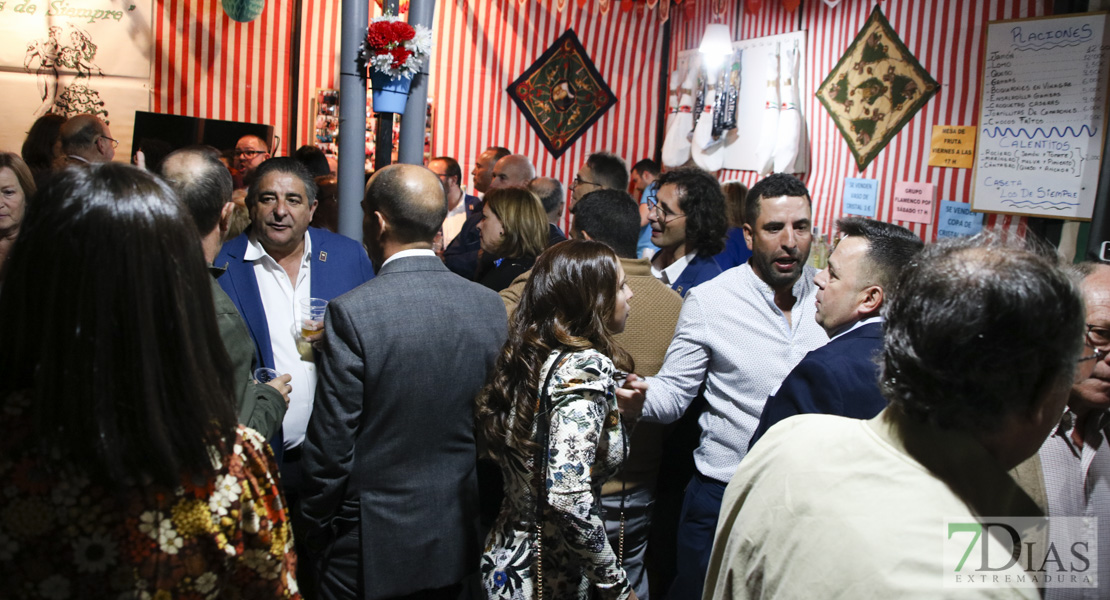 Inauguración multitudinaria de la Feria de San Miguel en San Vicente de Alcántara