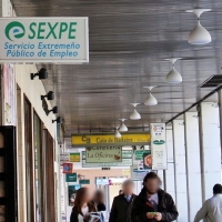El 80% del empleo que genera Extremadura es privado