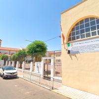 Los padres iniciarán el curso con protestas en el colegio de San Roque (Badajoz)