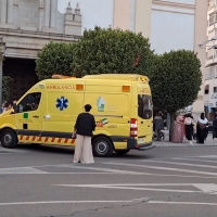 Utilizan una ambulancia para trasladar a los novios en una boda en Badajoz: Ambuvital se manifiesta