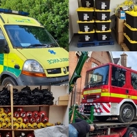 Policías, bomberos y Servicios de Emergencia sanitarias de Reino Unido hacen parada en Badajoz
