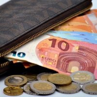 INFLACIÓN: 215 euros más de gasto medio/mes en los hogares extremeños