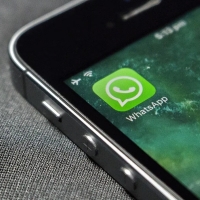 Se hacen pasar por WhatsApp para instalar un troyano en el móvil