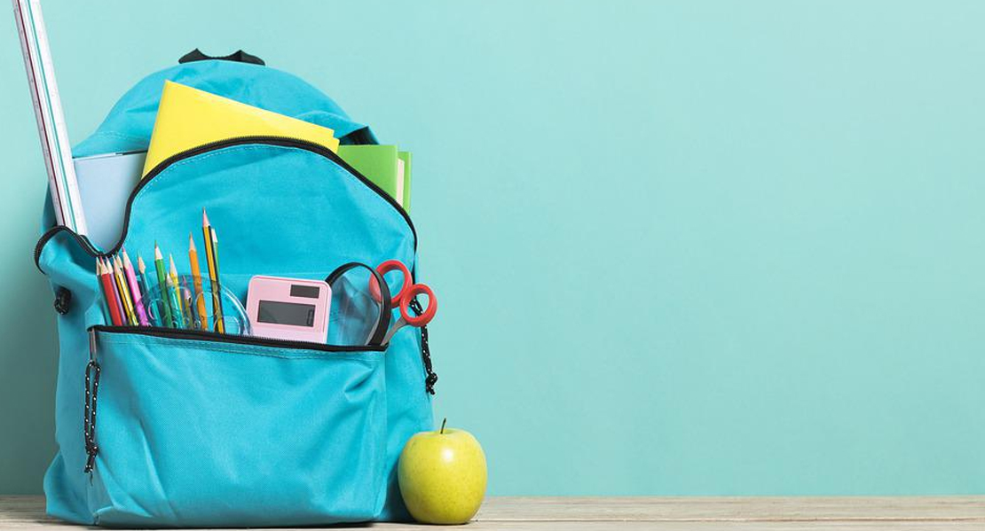 Cuál es el peso recomendado que los niños deberían llevar en la mochila escolar